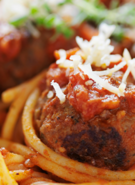 Pasta with Meatballs