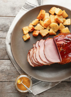 Gammon with Honey-Mustard Glaze and potatoes