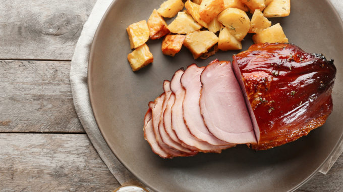 Gammon with Honey-Mustard Glaze and potatoes